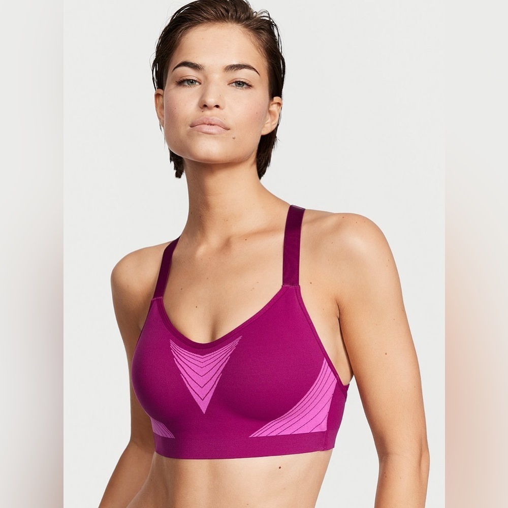 Victoria’s Secret On Point padded sports bra size 34 C - Picture 2 of 7